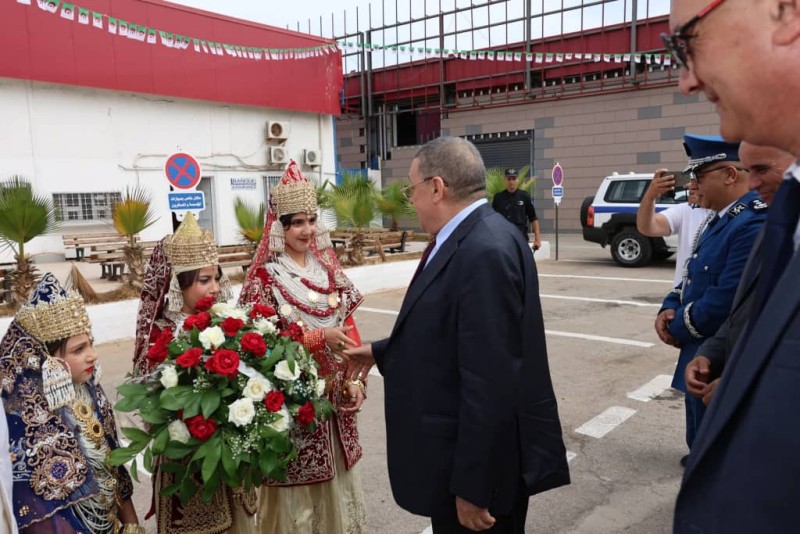 زيارة وزير الداخلية لميناء الغزوات